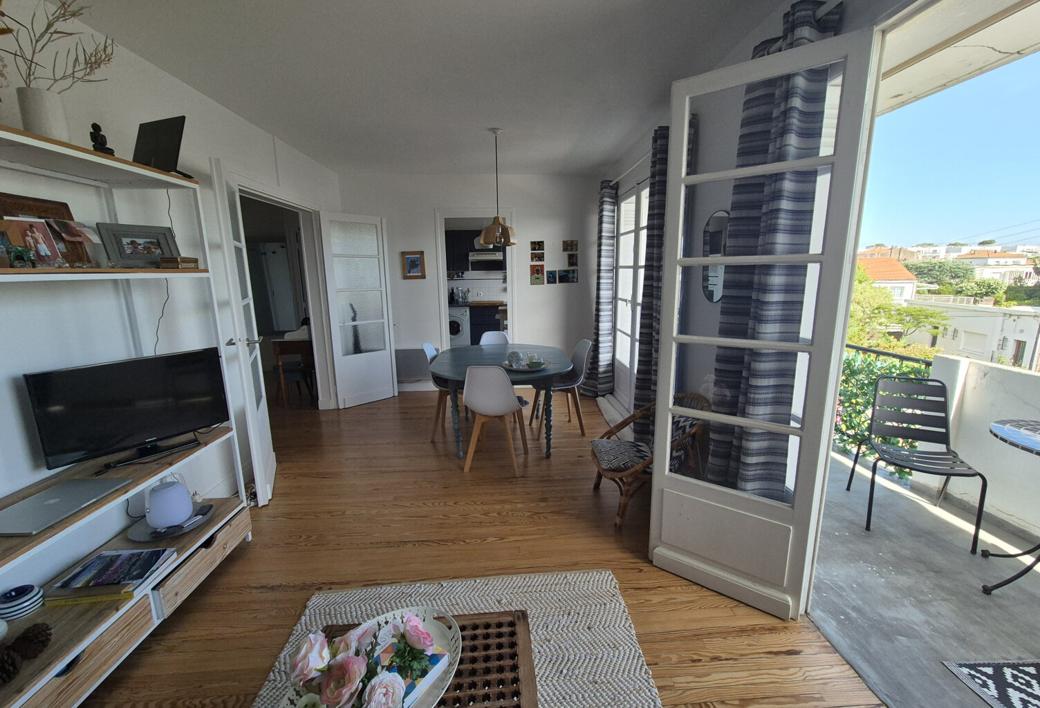 ROYAN CENTRE — photo 1