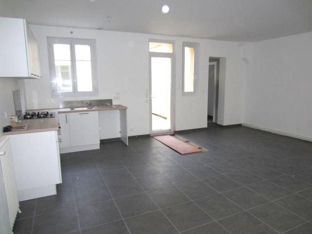 A LOUER LE MANS CENTRE PRÉFECTURE MAISON 4 CHAMBRES — photo du bien