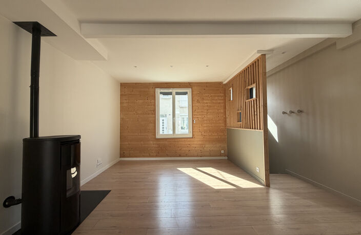 A LOUER LE MANS LA MADELEINE MAISON 2 CHAMBRES AVEC JARDIN — photo 2