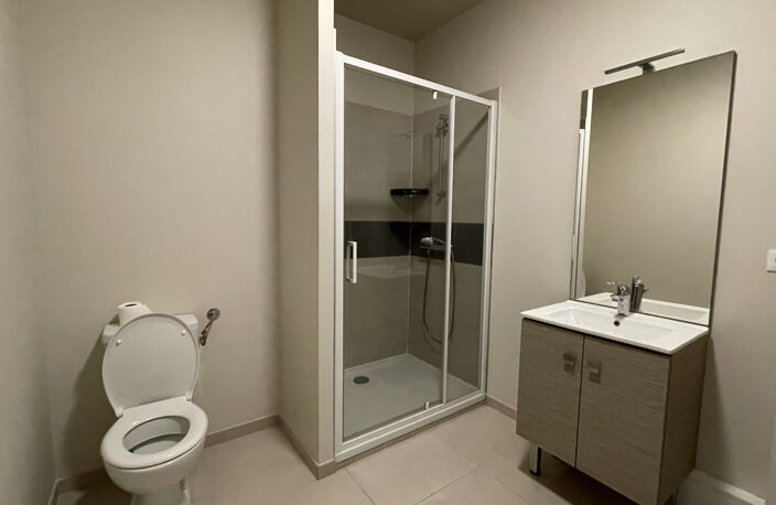 A LOUER Le Mans - VISITATION - Centre-ville   APPARTEMENT T — photo 4