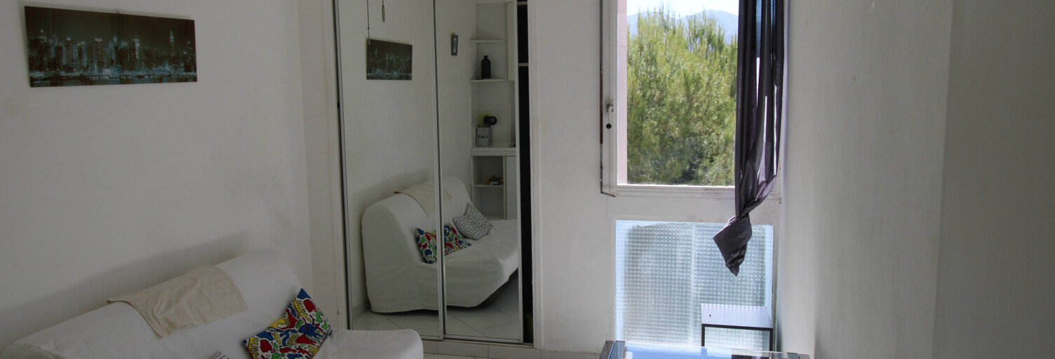 Appartement 1 Pièce 15 m² à louer à Marseille 8 (13008)