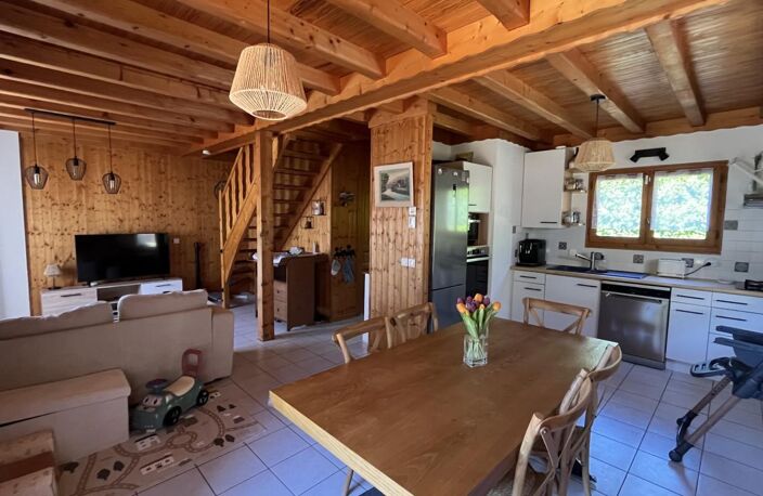 Maison Individuelle avec sous-sol complet sur 771m² de terrain — photo 3