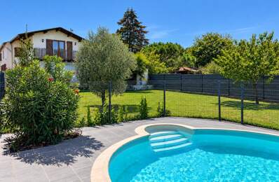 Maison à vendre 7 pièces BRIZAMBOURG (17) — photo du bien