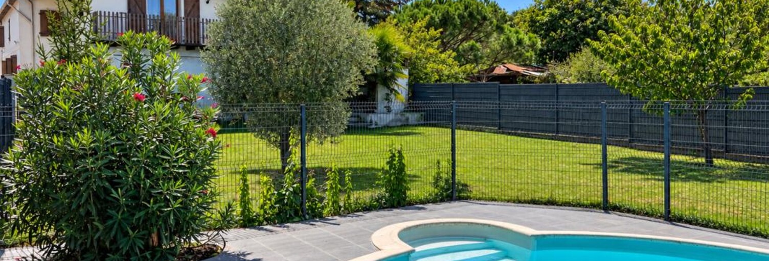 Maison 7 Pièces 192 m² à vendre à Brizambourg (17770)