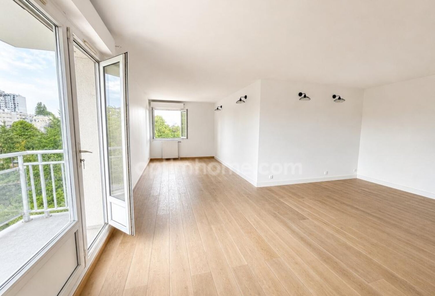 CHATOU (78) - APPARTEMENT 100M2 - 5 PIECES - 2 CHAMBRES POSSIBILITE 3 - RESIDENCE DE STANDING LA FRANCILIENNE - LUMINEUX - BALCON - 2 PARKINGS - CAVE - PARC PAYSAGE - ASCENSEUR - CALME — photo 1