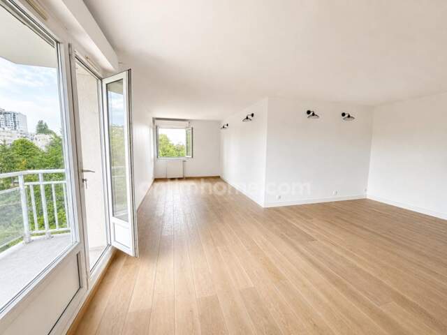 CHATOU (78) - APPARTEMENT 100M2 - 5 PIECES - 2 CHAMBRES POSSIBILITE 3 - RESIDENCE DE STANDING LA FRANCILIENNE - LUMINEUX - BALCON - 2 PARKINGS - CAVE - PARC PAYSAGE - ASCENSEUR - CALME — photo du bien