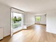 CHATOU (78) - APPARTEMENT 100M2 - 5 PIECES - 2 CHAMBRES POSSIBILITE 3 - RESIDENCE DE STANDING LA FRANCILIENNE - LUMINEUX - BALCON - 2 PARKINGS - CAVE - PARC PAYSAGE - ASCENSEUR - CALME — photo 2