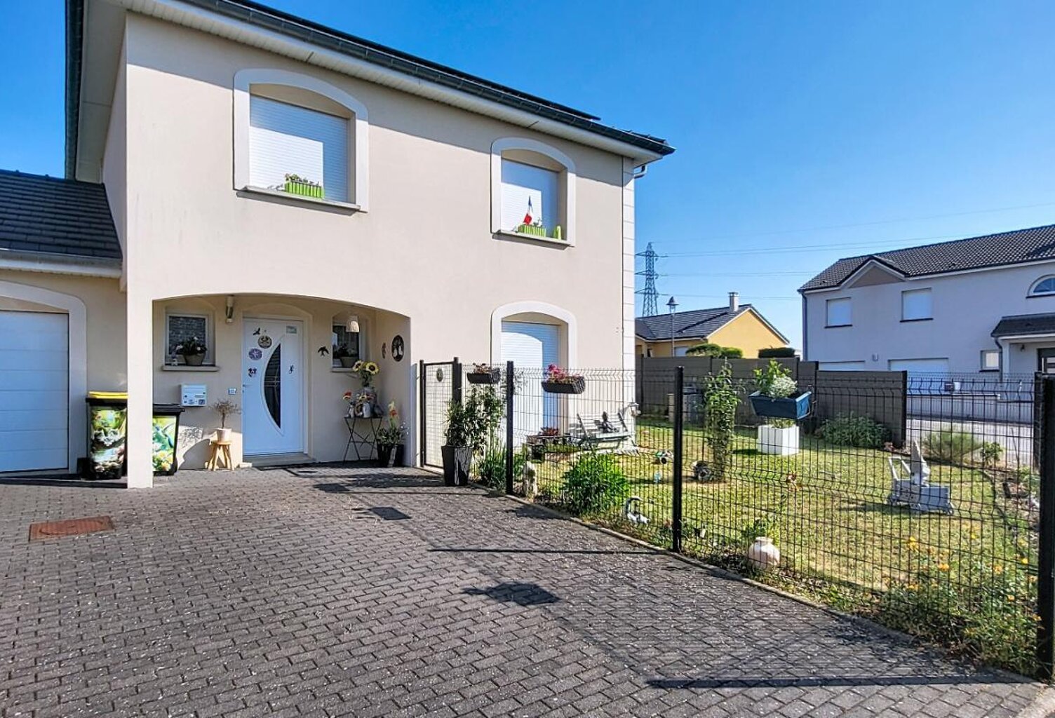 TRES BELLE MAISON - 3 CHAMBRES - TERRAIN - TERRASSE - SANS TRAVAUX — photo 1