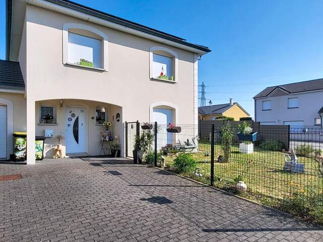 TRES BELLE MAISON - 3 CHAMBRES - TERRAIN - TERRASSE - SANS TRAVAUX — photo du bien