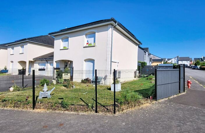TRES BELLE MAISON - 3 CHAMBRES - TERRAIN - TERRASSE - SANS TRAVAUX — photo 5