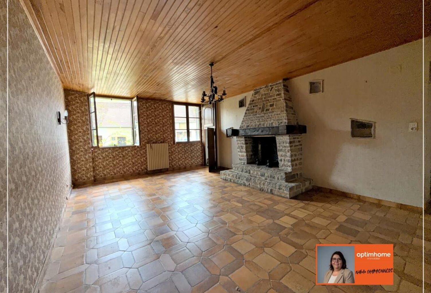 Grenant (52500), proche de Langres - Maison en pierre à rénover de 140 m² avec terrain de 722 m² — photo 1