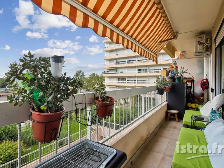 Nice St-Roch : agréable appartement de 54m² avec balcons — photo 1