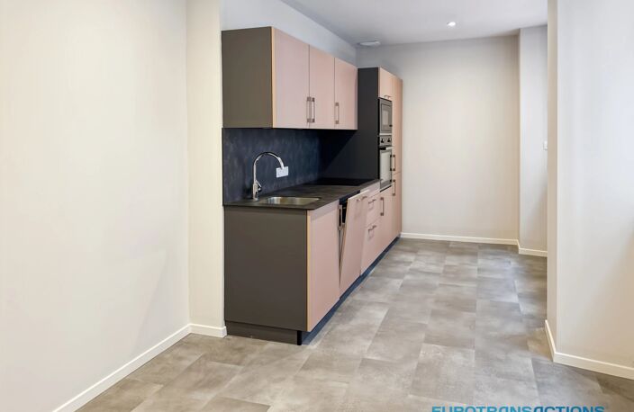 HAGUENAU CENTRE-VILLE – Local / bureau de caractère de 107m² au — photo 4