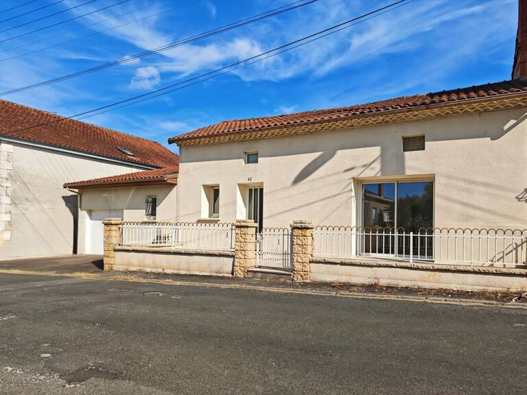 Maison À Louer — photo 1