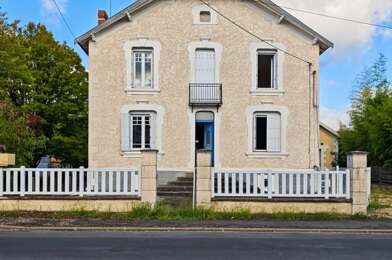 Maison 5 pièces 850 €