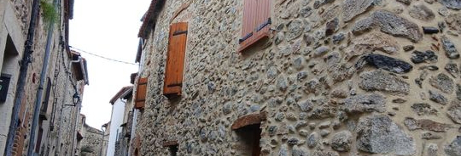 Maison 3 Pièces 70 m² à louer à Campôme (66500)