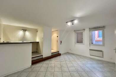Appartement 2 pièces 677 €