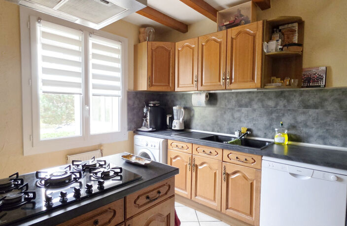 Maison familiale de 127 m2 avec vie de plain-pied et sous-so — photo 4