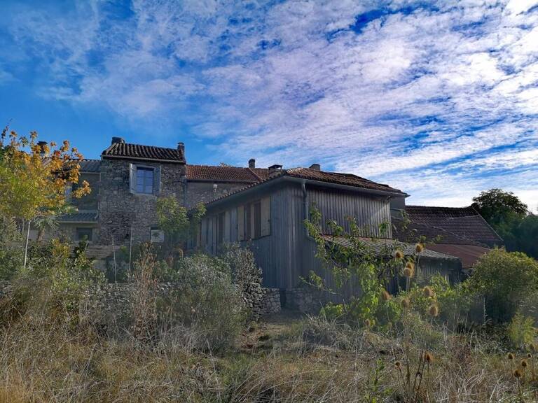 A vendre en exclusivité dans le Gers: Jolie maison de village en très bon état avec jardin située dans un village rural et plongée dans un environnement calme — photo 1