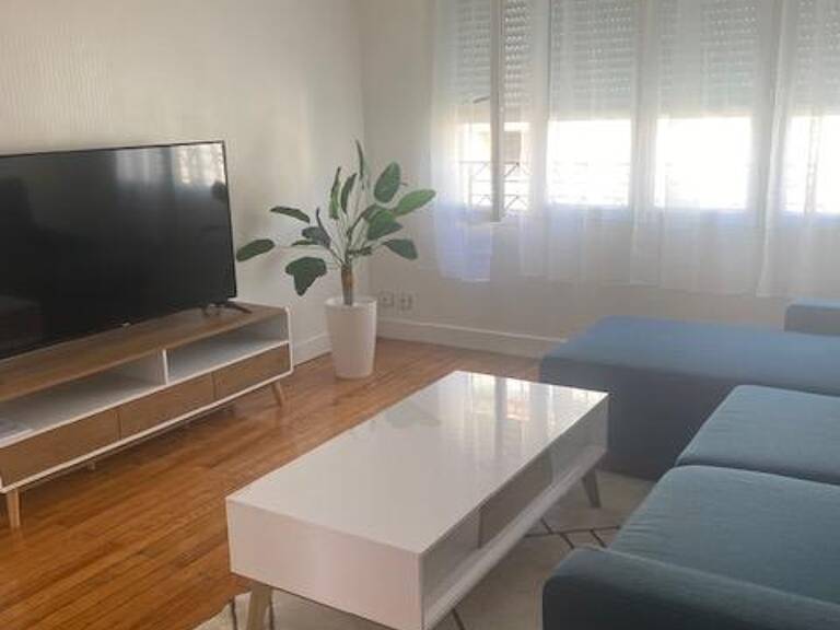 T2 — photo 1