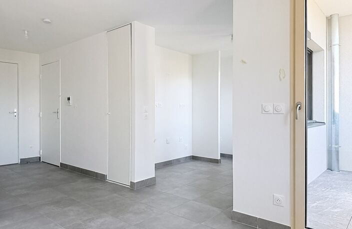 Meythet – T1 récent avec balcon — photo 4
