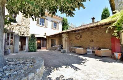 MAISON DE VILLAGE EN PIERRES du 19ème à vendre de 350m², 7 chambres, jardin, piscine, garage, près d'Aix en Provence — photo du bien