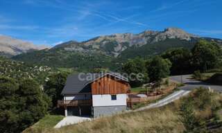 Maison 7 Pièces 214 m² à vendre à Allos (04260)