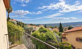 Maison 5 Pièces 96 m² à vendre à Grasse (06130)
