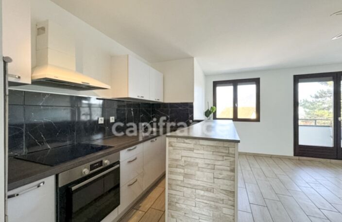 ANNECY CRAN-GEVRIER T3/4 avec balcon et garage — photo 2