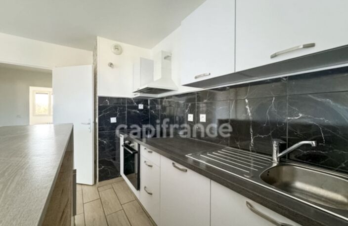 ANNECY CRAN-GEVRIER T3/4 avec balcon et garage — photo 4