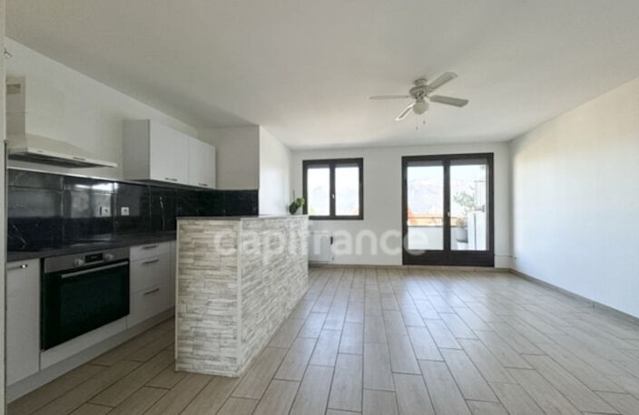 ANNECY CRAN-GEVRIER T3/4 avec balcon et garage — photo 5