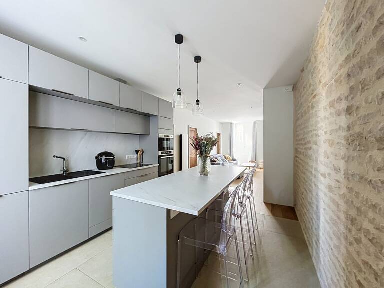 Appartement de caractère entièrement rénové - 70m2 -  DIJON BAS MONTCHAPET — photo 1