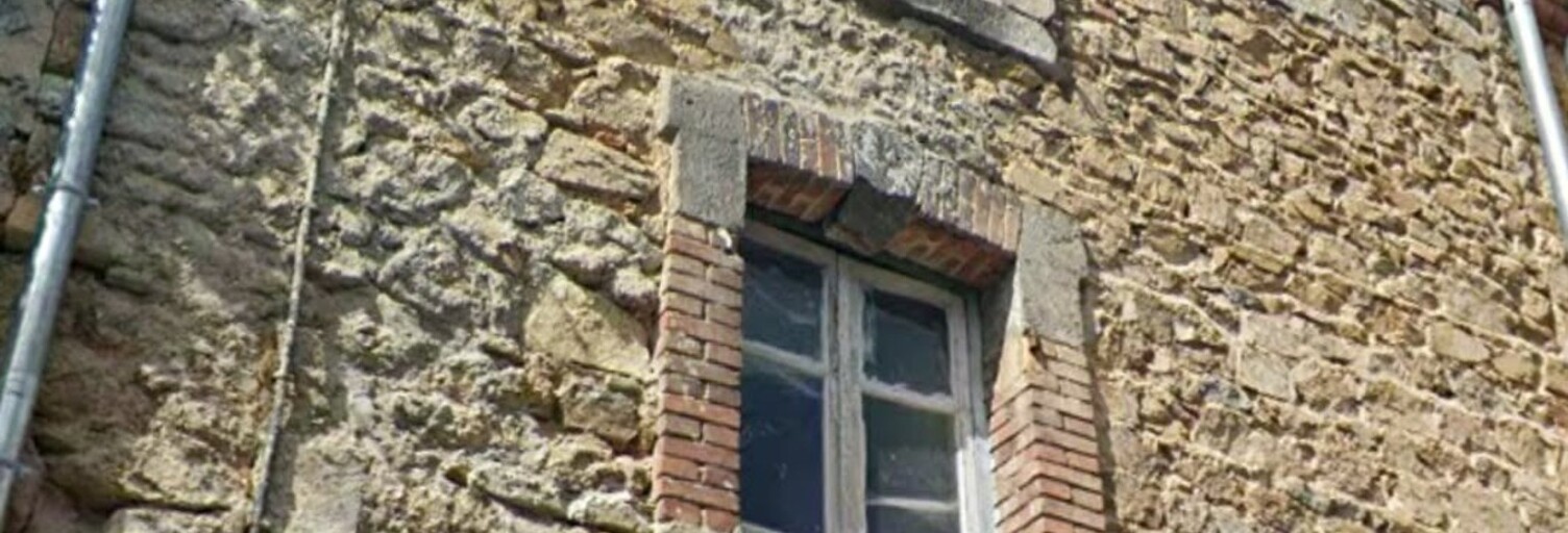 Maison 1 Pièce 120 m² à vendre à Thiers (63300)