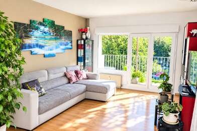 Appartement 4 pièces 255500 €