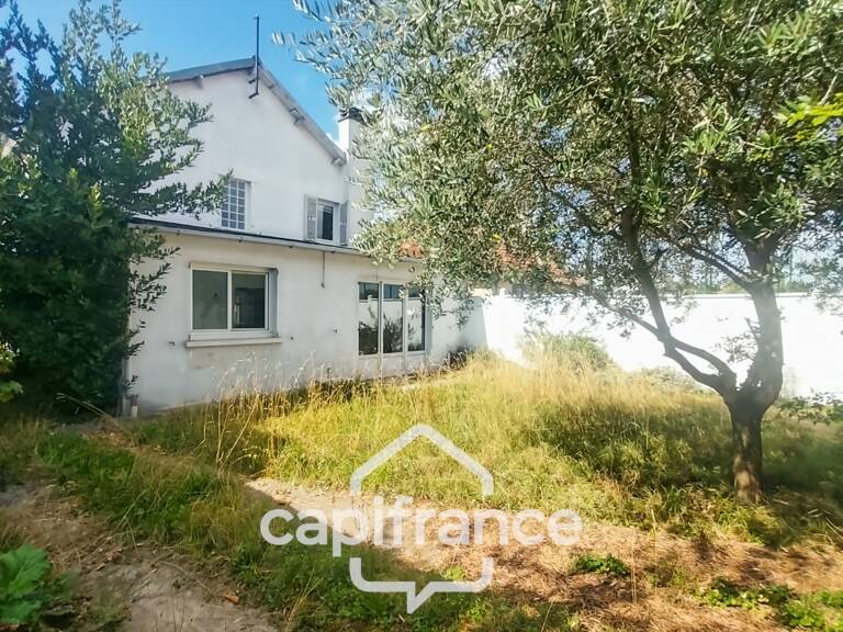 Champigny-sur-Marne-A vendre maison individuelle 4p -3 chambres-Jardin-Garage-Parcelle 328m2-Calme-Luminosité — photo 1