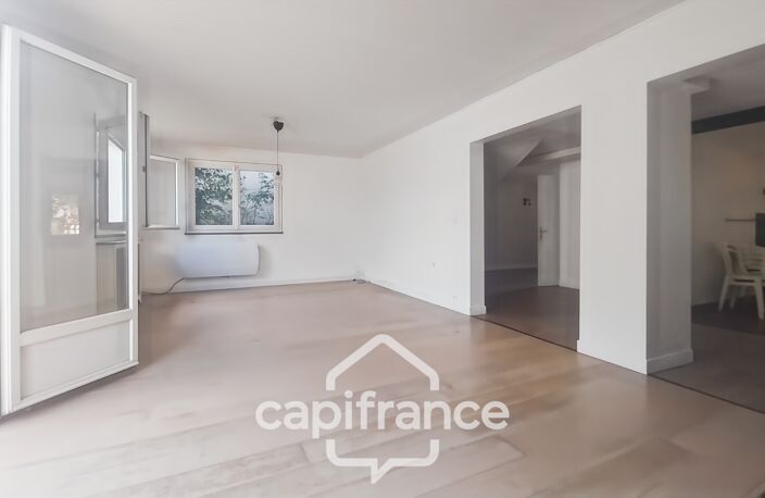 Champigny-sur-Marne-A vendre maison individuelle 4p -3 chambres-Jardin-Garage-Parcelle 328m2-Calme-Luminosité — photo 5