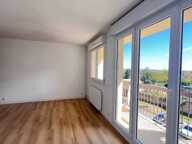 Dpt Finistère (29), A vendre QUIMPER Ouest, Appartement 3e étage de type 2 de 51 m² habitable avec  balcon - Cave — photo 3