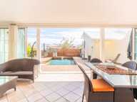 SAINT-GILLES-LES-BAINS – VILLA RÉNOVÉE AVEC PISCINE, SPA ET 5 CHAMBRES — photo 2