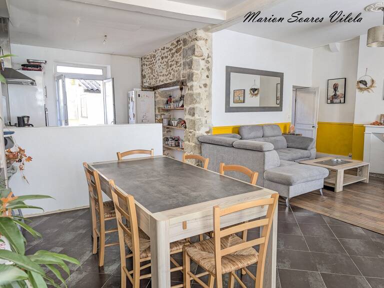 Maison de caractère de 99 m² avec cour + grenier aménageable — photo 1