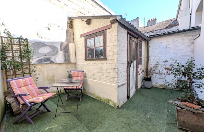 Maison de caractère de 99 m² avec cour + grenier aménageable — photo 4