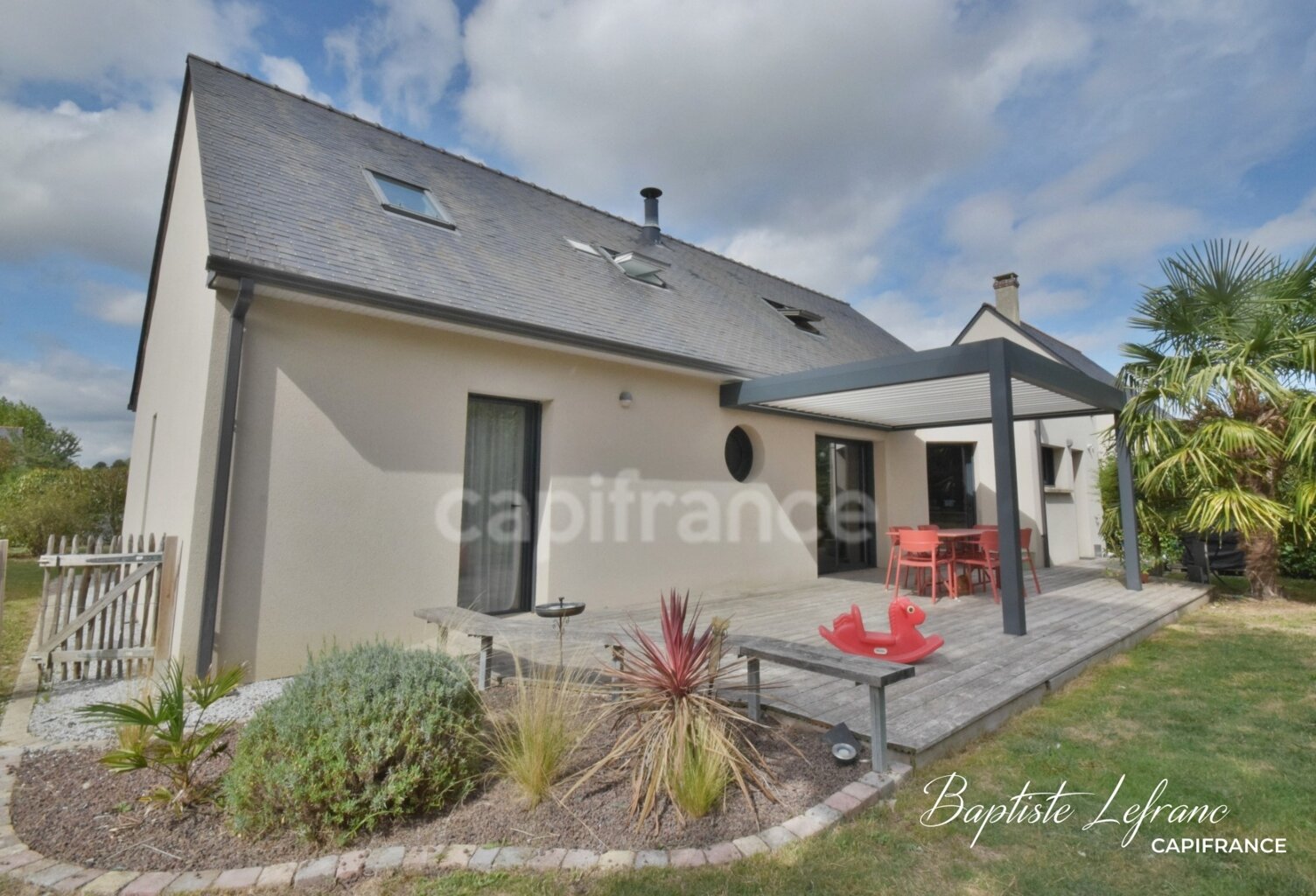 Maison familiale 5 chambres - 141 m² - 678 m² terrain — photo 1