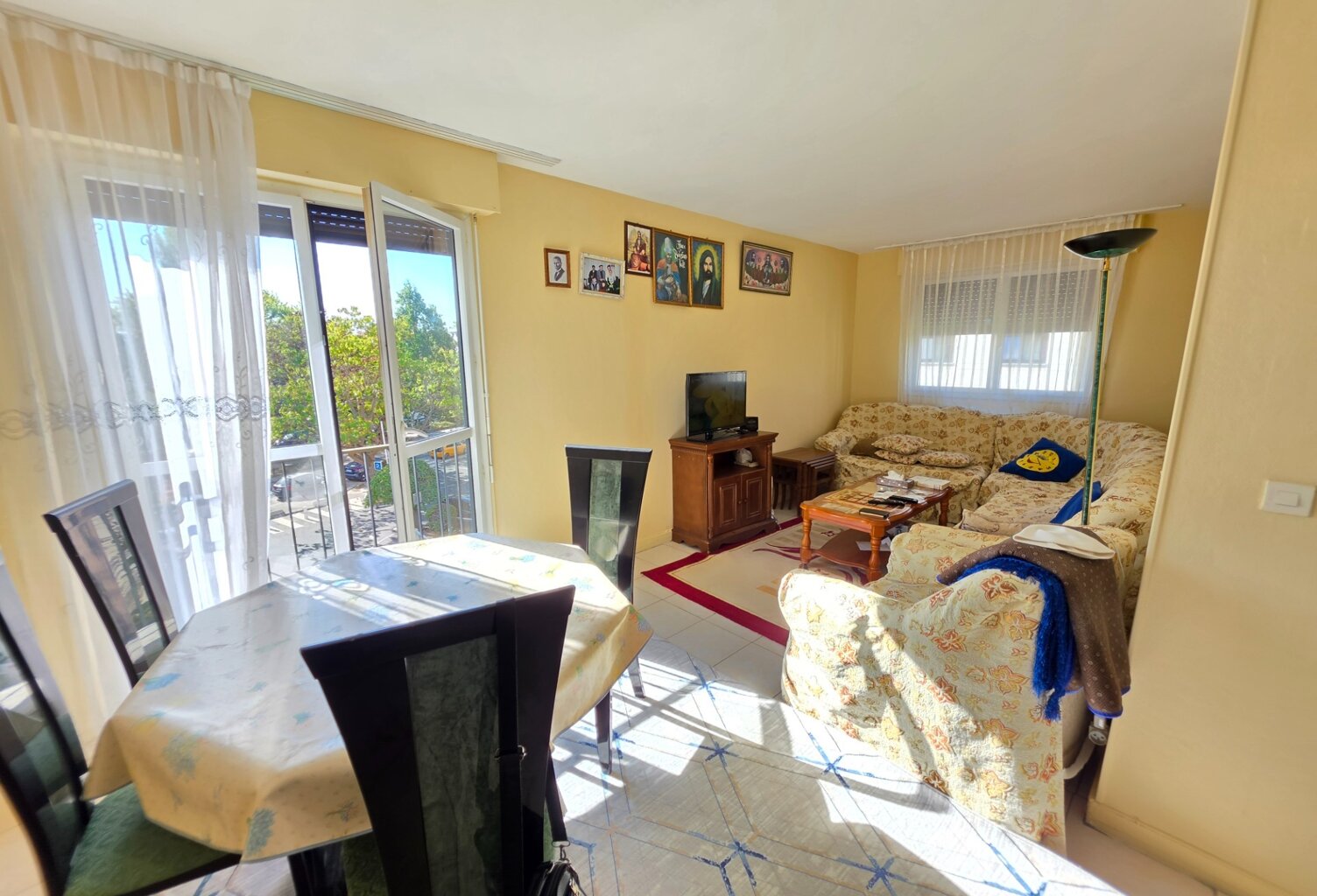 Appartement à vendre 95 pièces GRIGNY (91) — photo 1