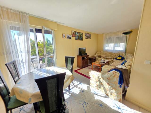 Appartement à vendre 95 pièces GRIGNY (91) — photo du bien