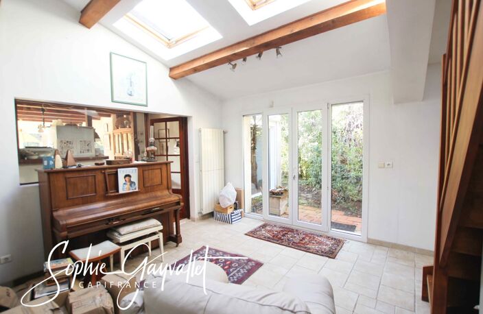 VENTABREN – 180 M², GRAND TERRAIN ET PISCINE À UN PRIX ATTRACTIF POUR LA COMMUNE — photo 4