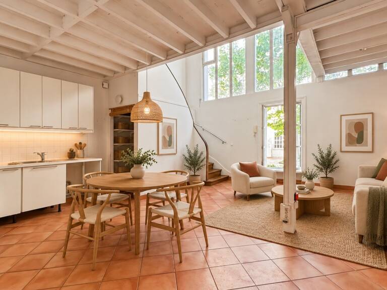 Paris 8ᵉ – Étoile / Champs-Élysées Appartement en duplex, esprit loft – 90 m² – Rez-de-chaussée — photo 1
