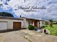 PLAIN PIED - 3 CHAMBRES - Garage - Jardin — photo 2