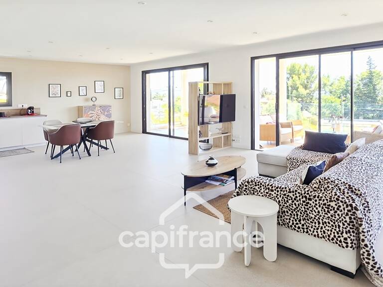 Appartement à vendre 4 pièces BANDOL (83) + 2 parkings + terrasse — photo 1