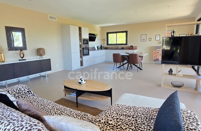 Appartement à vendre 4 pièces BANDOL (83) + 2 parkings + terrasse — photo 3