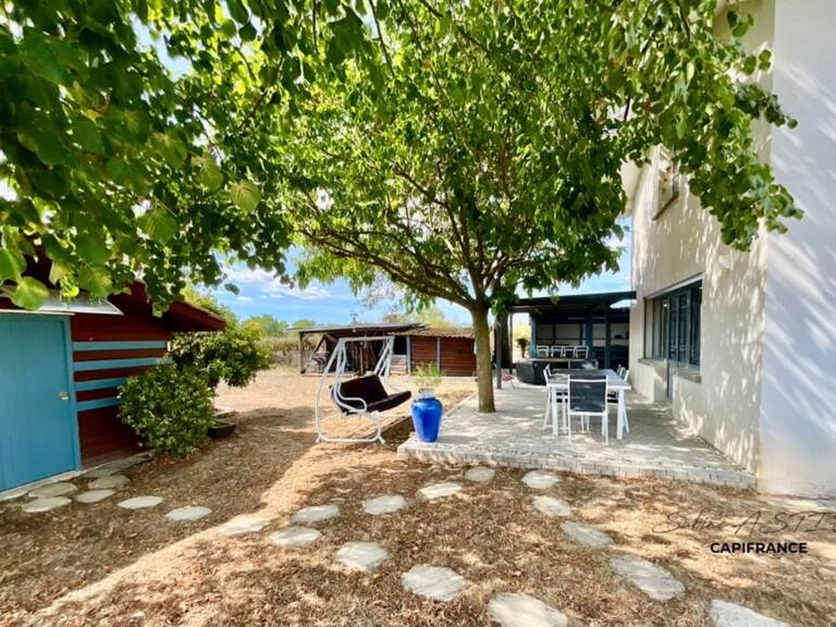MONTCEAUX - Maison familiale de 136 m² environ - 3 chambres et espace indépendant climatisé - Terrain de 2 384 m² — photo 1