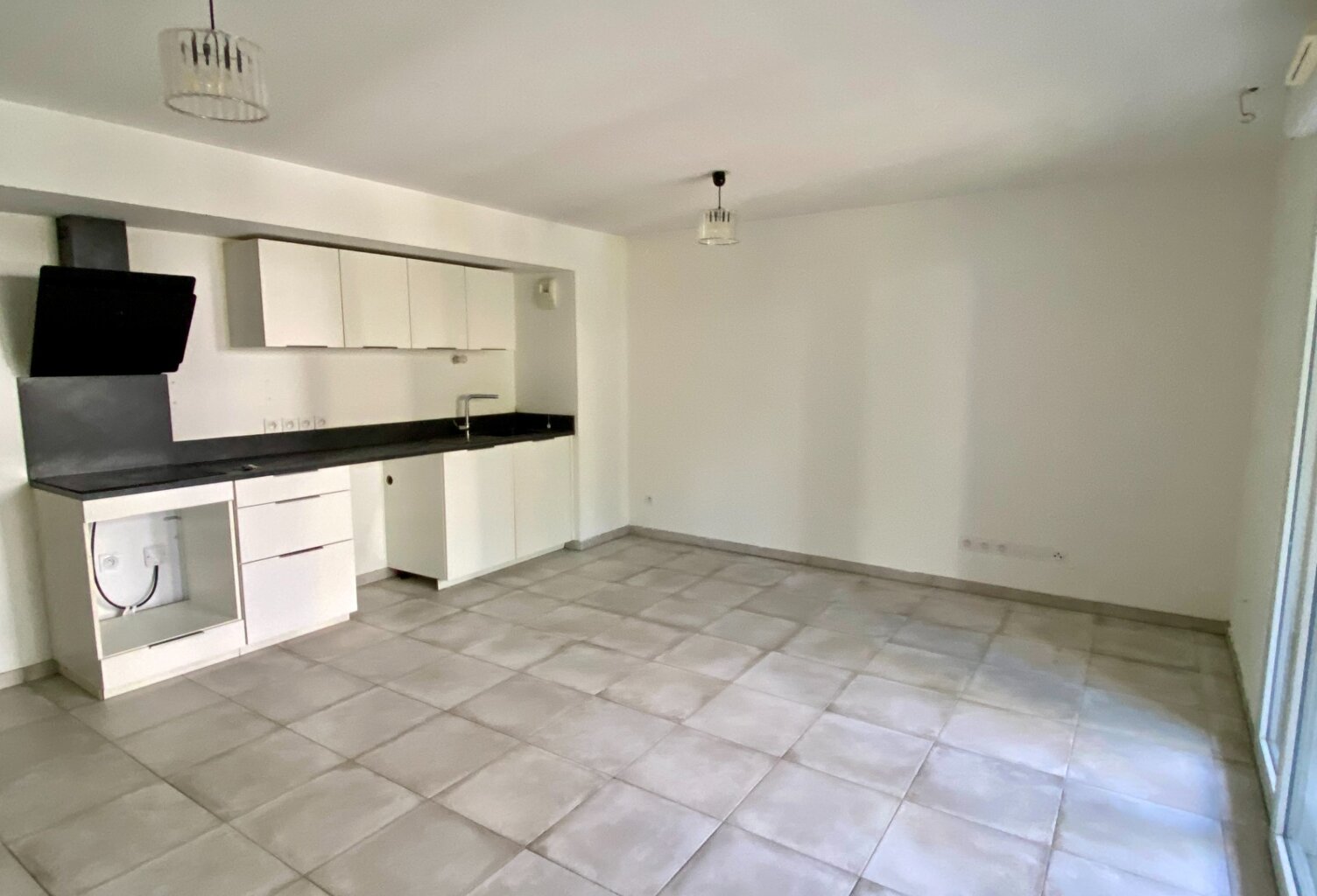 Dpt Hérault (34), à louer MONTPELLIER appartement T3 d'environ 63 m² avec terrasse de 12 m² — photo 1